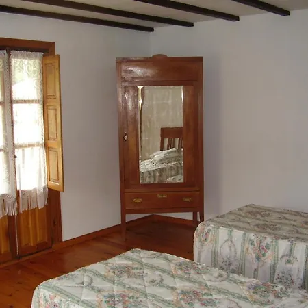 Viviendas Rurales Traldega *