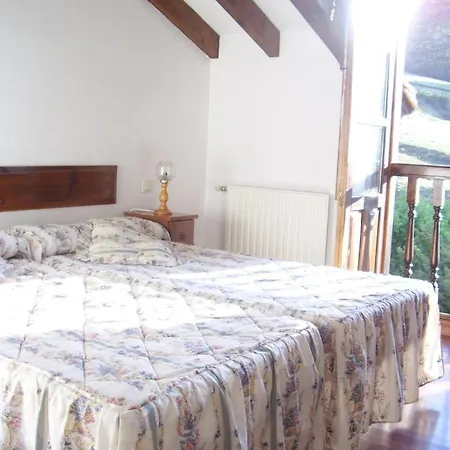 Apartment Viviendas Rurales Traldega Turieno