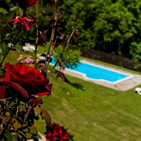 Viviendas Rurales Traldega *