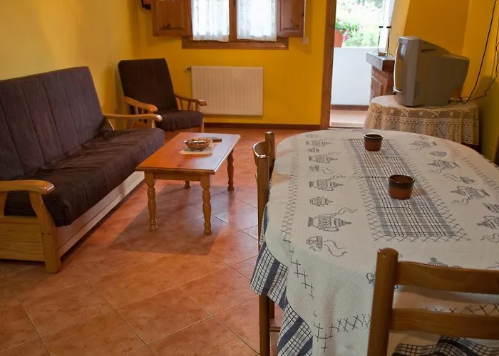 Viviendas Rurales Traldega Turieno